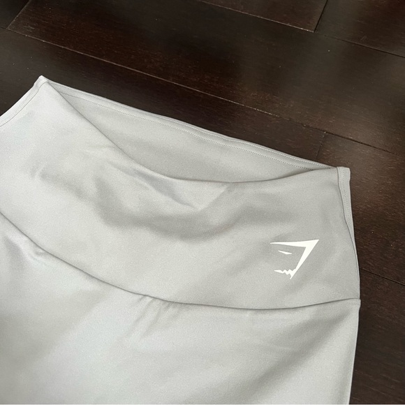 NWT Gymshark Training Leggings - Grey size medium - Picture 5 of 6